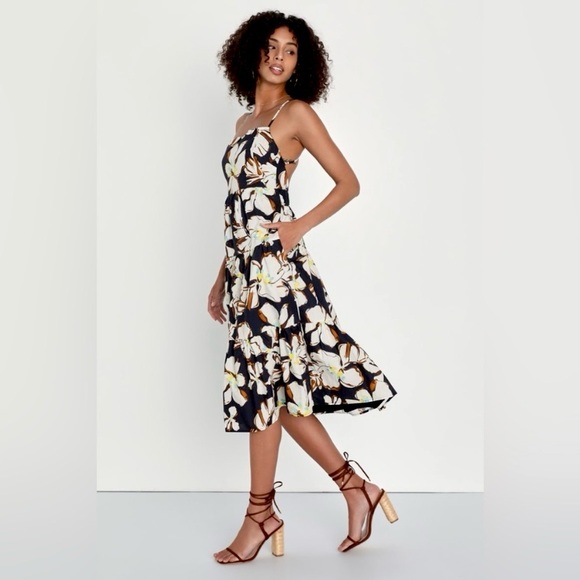 Lulus Bound for Bali Black Floral Backless Midi Dress Size M Pockets Tropical - Picture 2 of 11